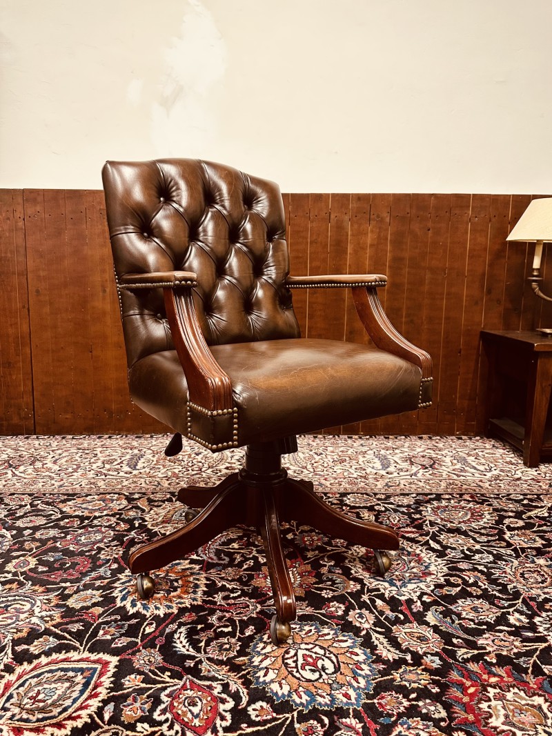 Chesterfield President Chair bureaustoel Bruin