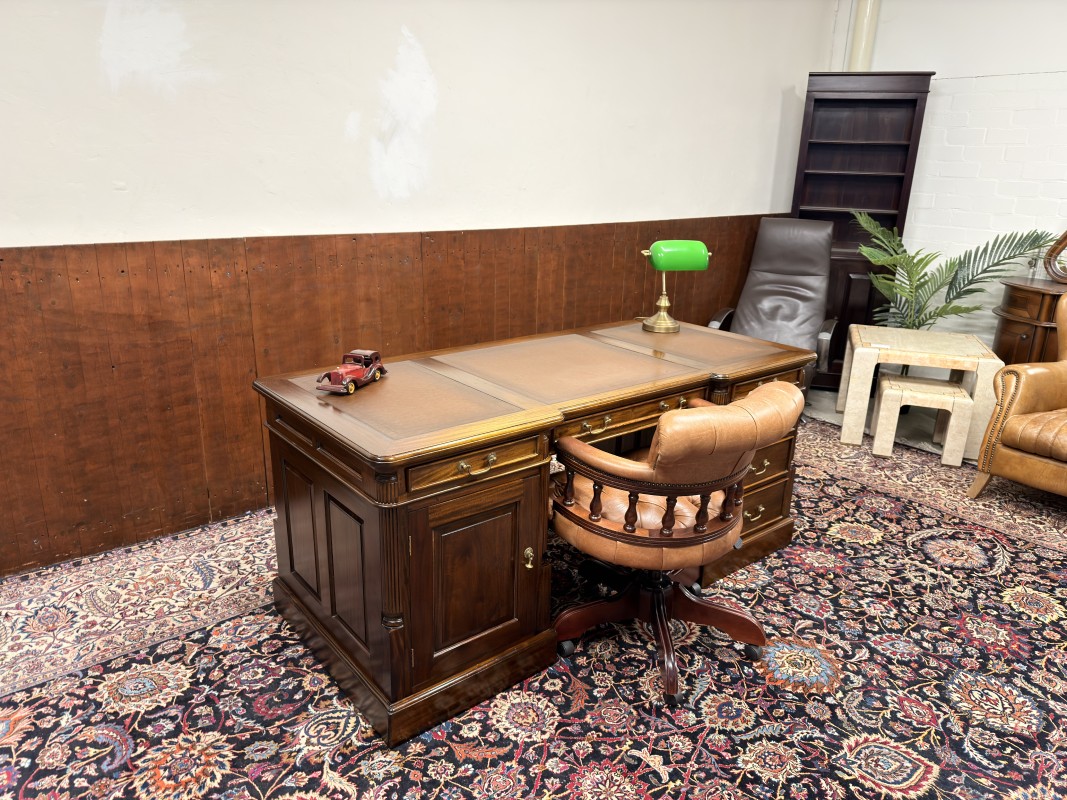 Klassiek-Italiaans-Assi-D'Asolo-Bureau