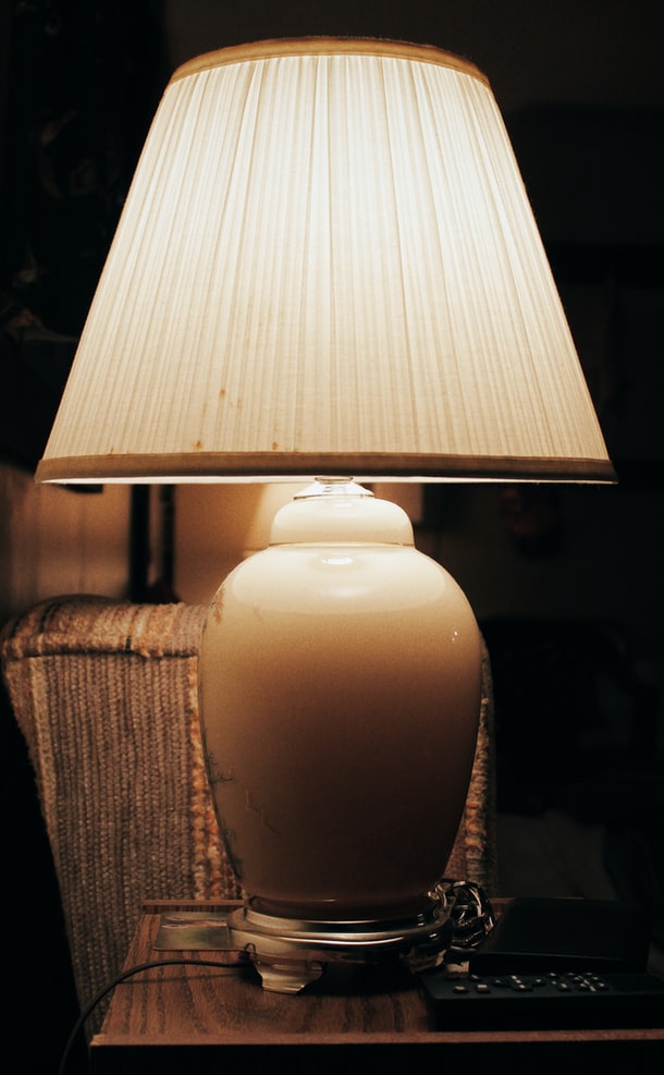Landhuisstijl-tafellamp-vloerlamp-cottage-landelijk