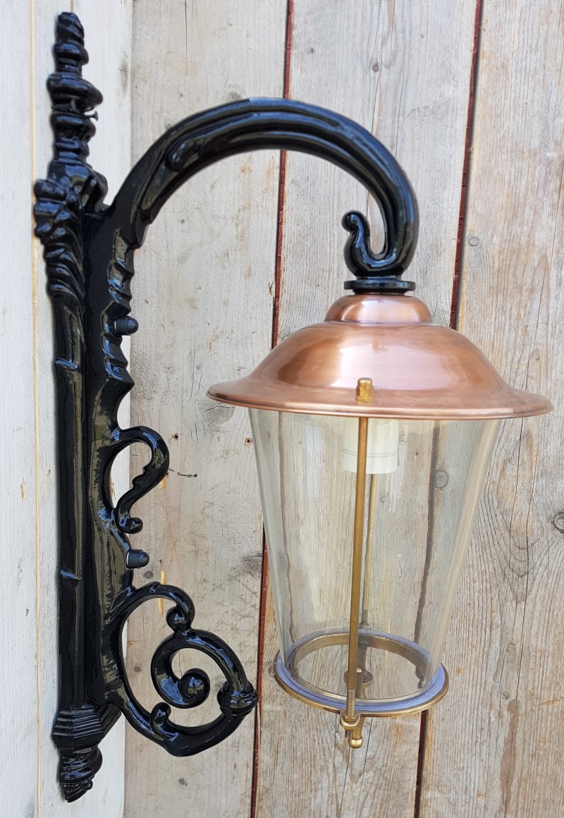 Große antike Außenlampe im Jugendstil mit Kupfer