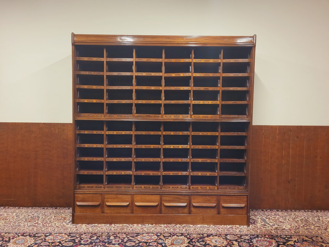 Antieke Nederlandse kantoorkast ladekast