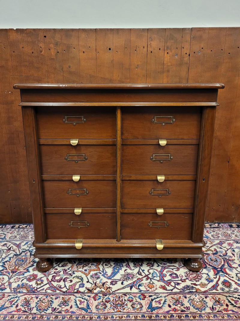 Antieke kantoorkast Engelse ladekast archiefkast