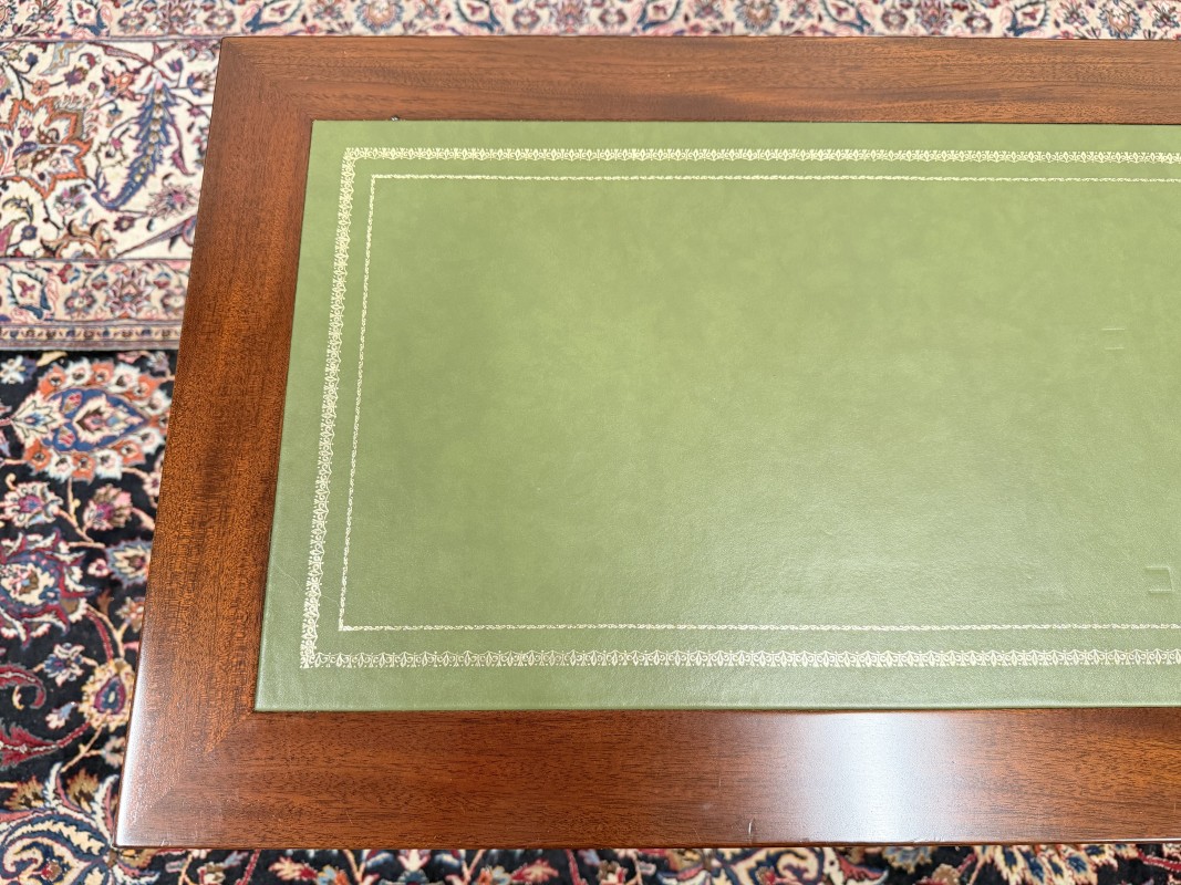 Lederen inlegwerk blad Engelse Klassieke sidetable