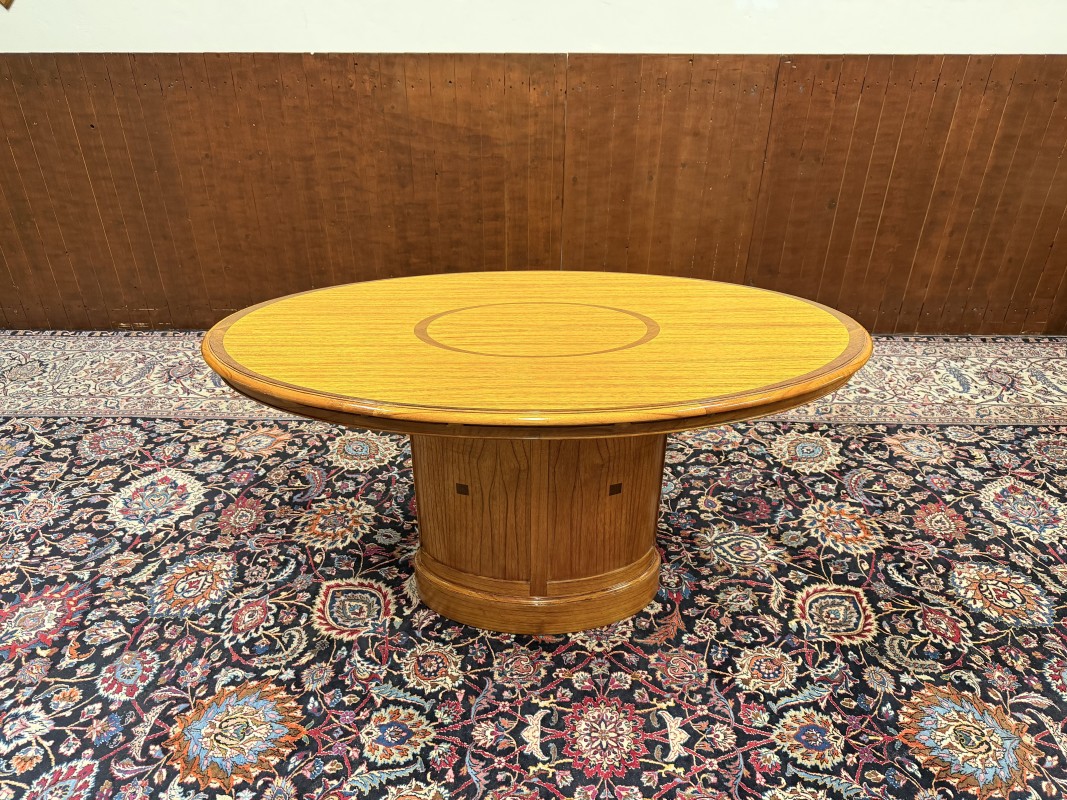 Ovale Globe Wernicke tafel vergadertafel