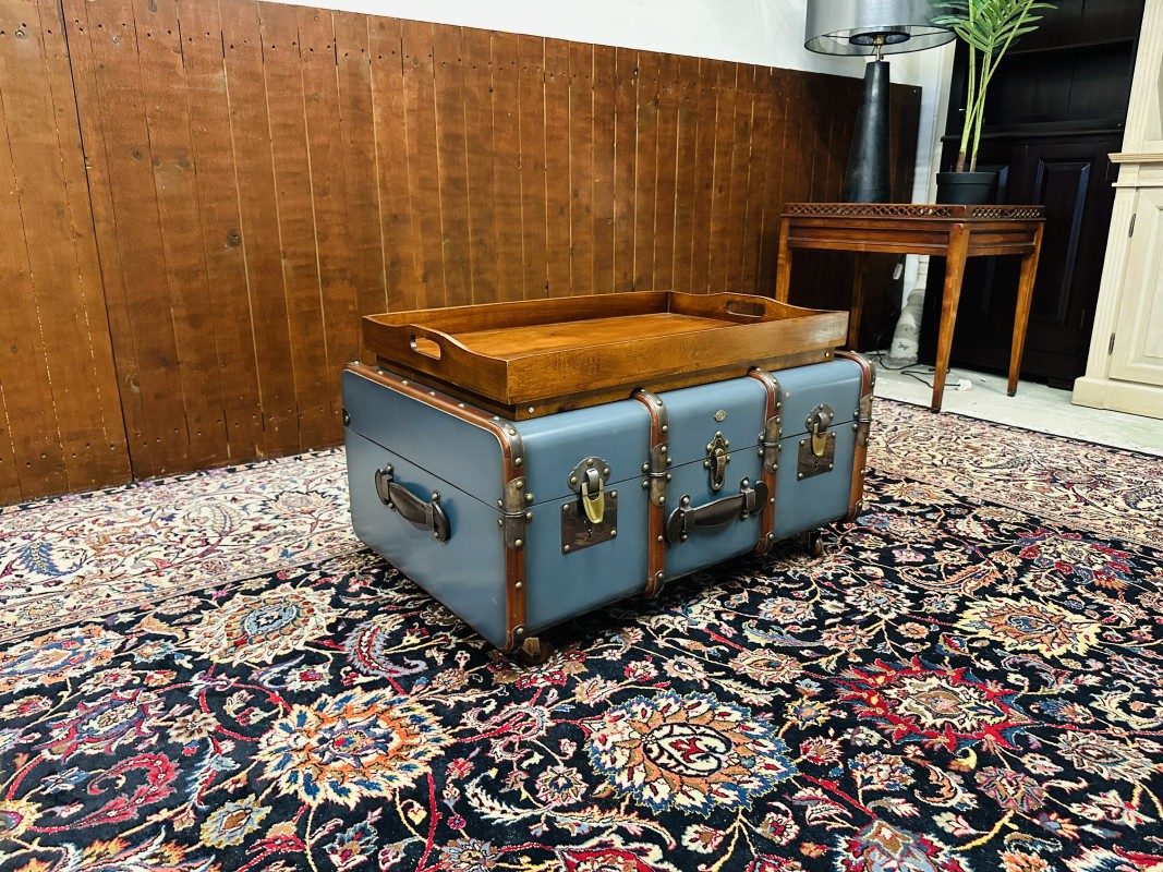 Klassieke steamer trunk salontafel