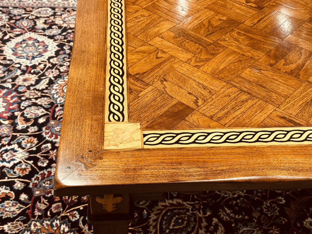 Detail foto inlegwerk tafel