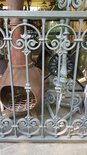 Antieke gietijzeren afscheiding hek voor balkon