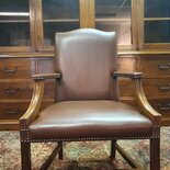 Engelse Chesterfield stoel cognac bruin