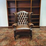 Engelse Chesterfield oorfauteuil Donkerbruin