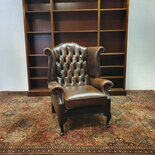 Engelse Chesterfield oorfauteuil Donkerbruin