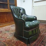Engelse Chesterfield clubfauteuil donkergroen