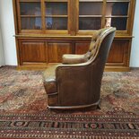 Engelse Chesterfield clubfauteuil bruin