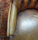 Engelse Chesterfield clubfauteuil bruin