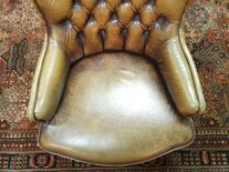 Engelse Chesterfield clubfauteuil bruin