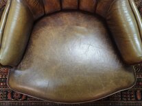 Engelse Chesterfield clubfauteuil bruin