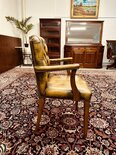 Engelse Chesterfield stoel Olijfgroen