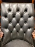 Engelse Chesterfield Library chair fauteuil zwart