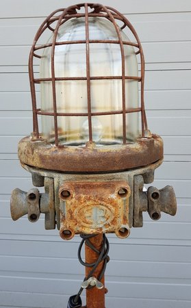 Industriƫle vloerlamp robuust - VI6