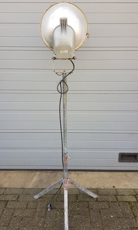 Ovale industriƫle staande lamp - VI10