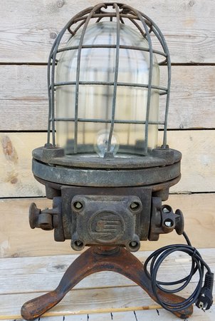 Industriƫle bulletlamp vloerlamp - VI1