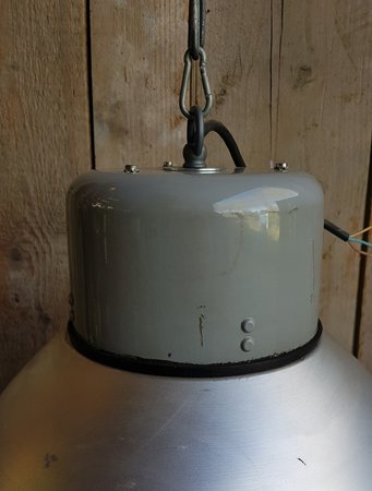 Authentieke metalen fabriekslamp met kooi - HI22