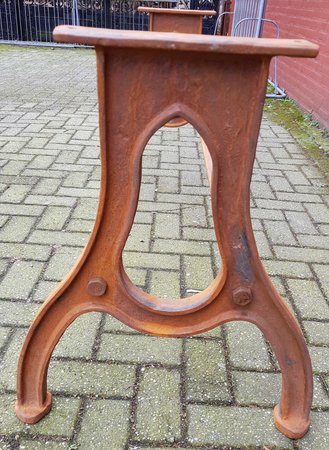 Industrieel gietijzeren onderstel eettafel - TO2