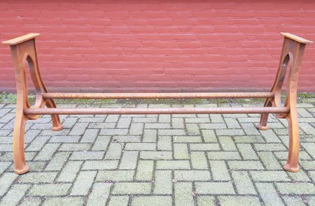 Industrieel gietijzeren onderstel eettafel - TO2