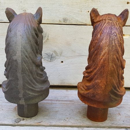 Gietijzeren paalkop / tuinbeeld paard