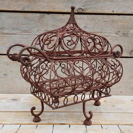 Brocante Franse smeedijzeren mand met deksel