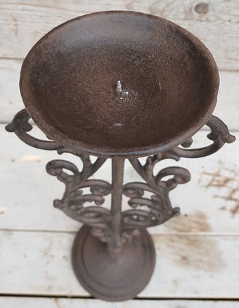 Gietijzeren kandelaar met ornament