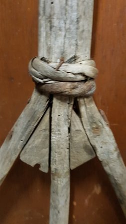 Antieke oude hooivork van hout