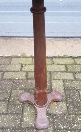 Industriele metalen barkruk met lederen zitting