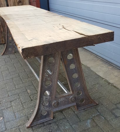 Grote boomstamtafel van eik