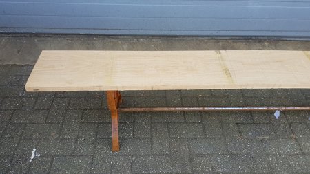 Rustieke tuinbank met eiken plank
