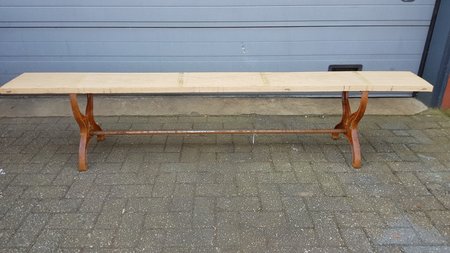 Rustieke tuinbank met eiken plank
