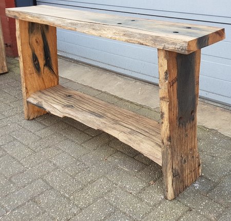 Rustieke sidetable van oud hout