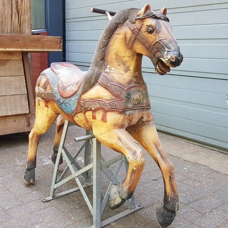 Antiek Kermis paard uit draaimolen