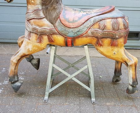Antiek Kermis paard uit draaimolen