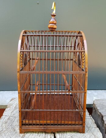 Antieke houten vogelkooi klein