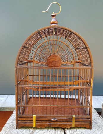 Antieke houten vogelkooi klein