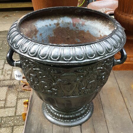 Gietijzeren bloempot Medusa