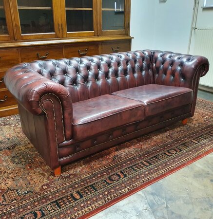 Chesterfield 2-zits Oxblood bankstel