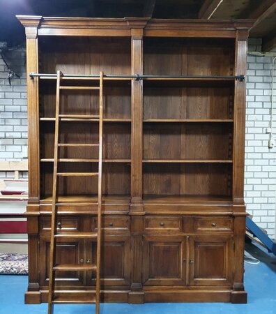 Eicholtz bibliotheek boekenkast met ladder