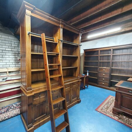 Eicholtz bibliotheek boekenkast met ladder