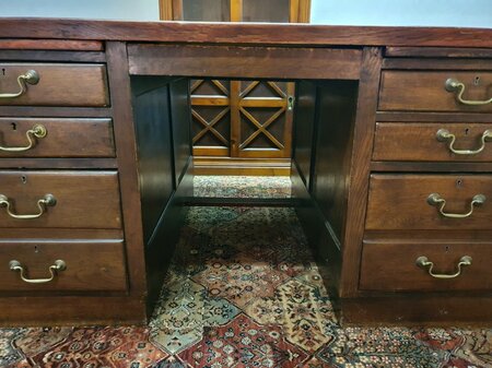 Antiek Engels Chesterfield bureau