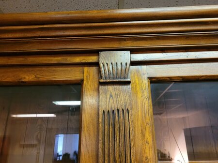 Antieke bibliotheek boekenkast
