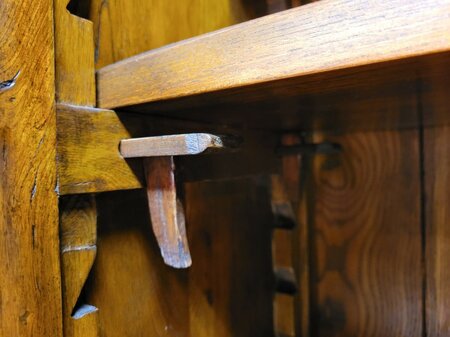 Antieke bibliotheek boekenkast