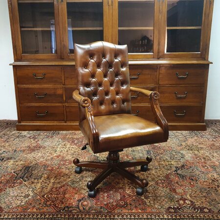Antieke Chesterfield Gainsborough bureaustoel cognac bruin
