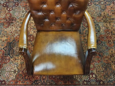 Antieke Chesterfield Gainsborough bureaustoel cognac bruin