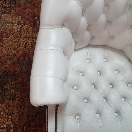 Antieke Chesterfield Director chair bureaustoel wit